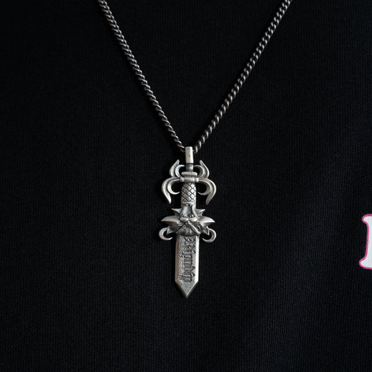 COLLAR NERM DAGGER (PLATA)